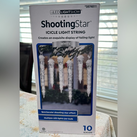 Gemmy Lightshow Shooting Star White LED Icicle Christmas Lights 10 Count Set NEW - Picture 1 of 7